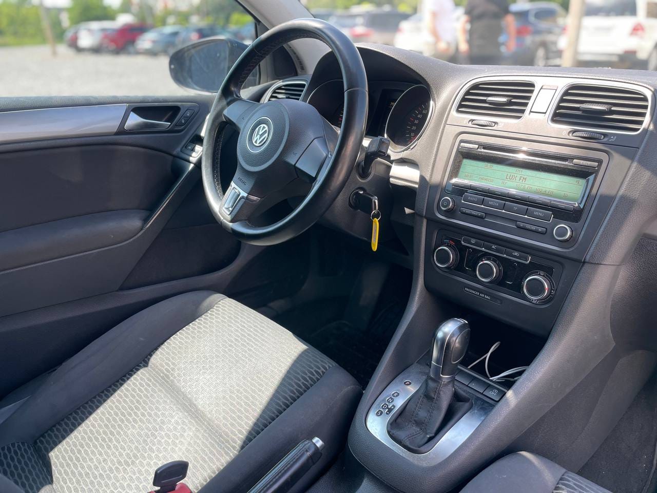 Volkswagen Golf 8
