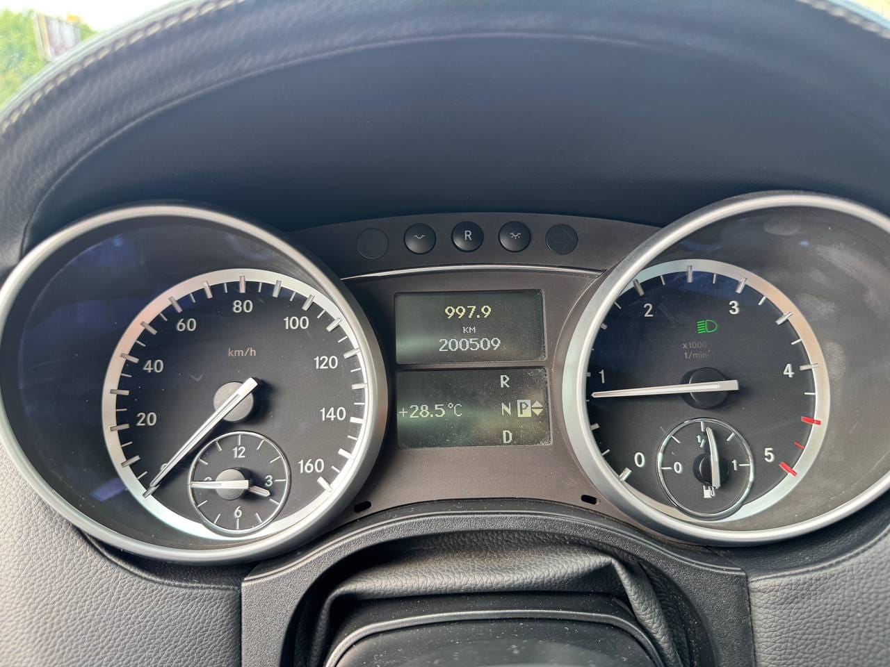Mercedes-Benz GL 350 11