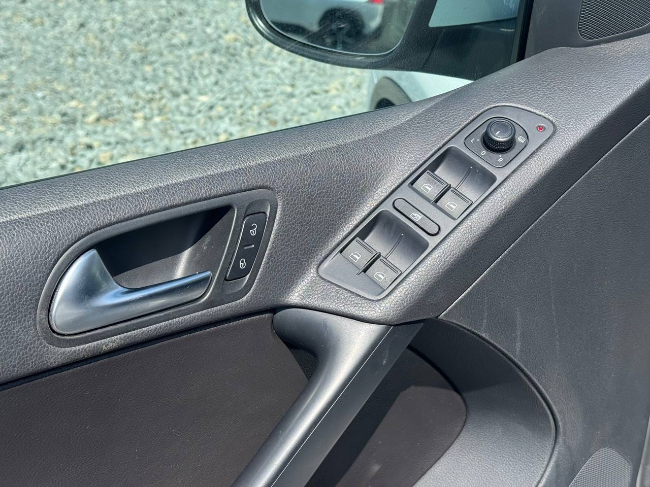 Volkswagen Tiguan 6