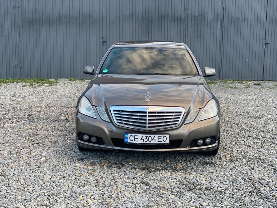 Mercedes-Benz E 220