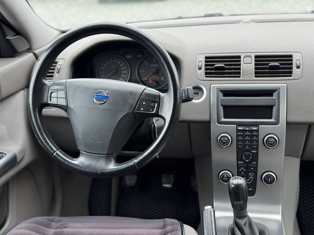 Volvo S40 19