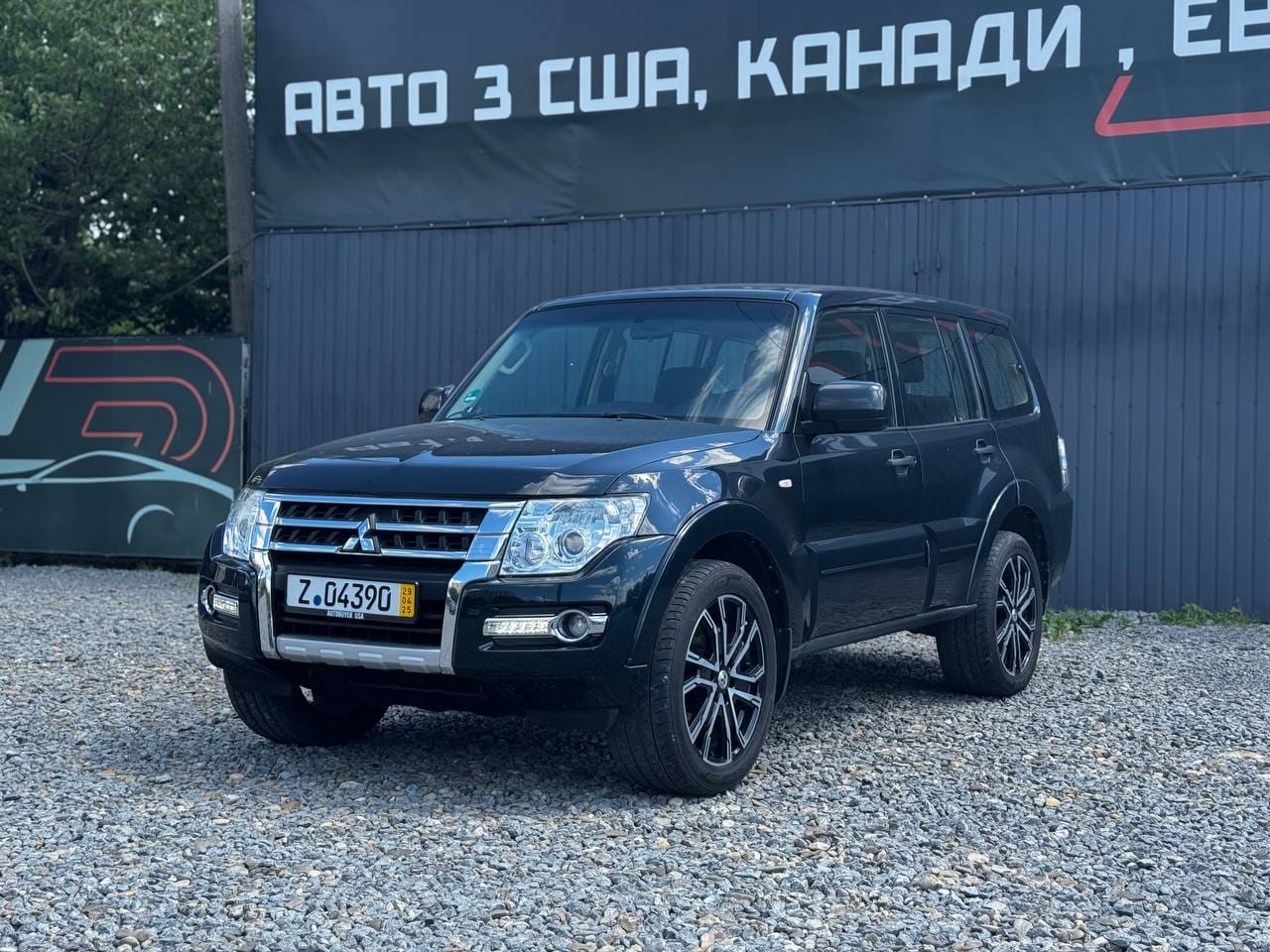 Mitsubishi Pajero 5
