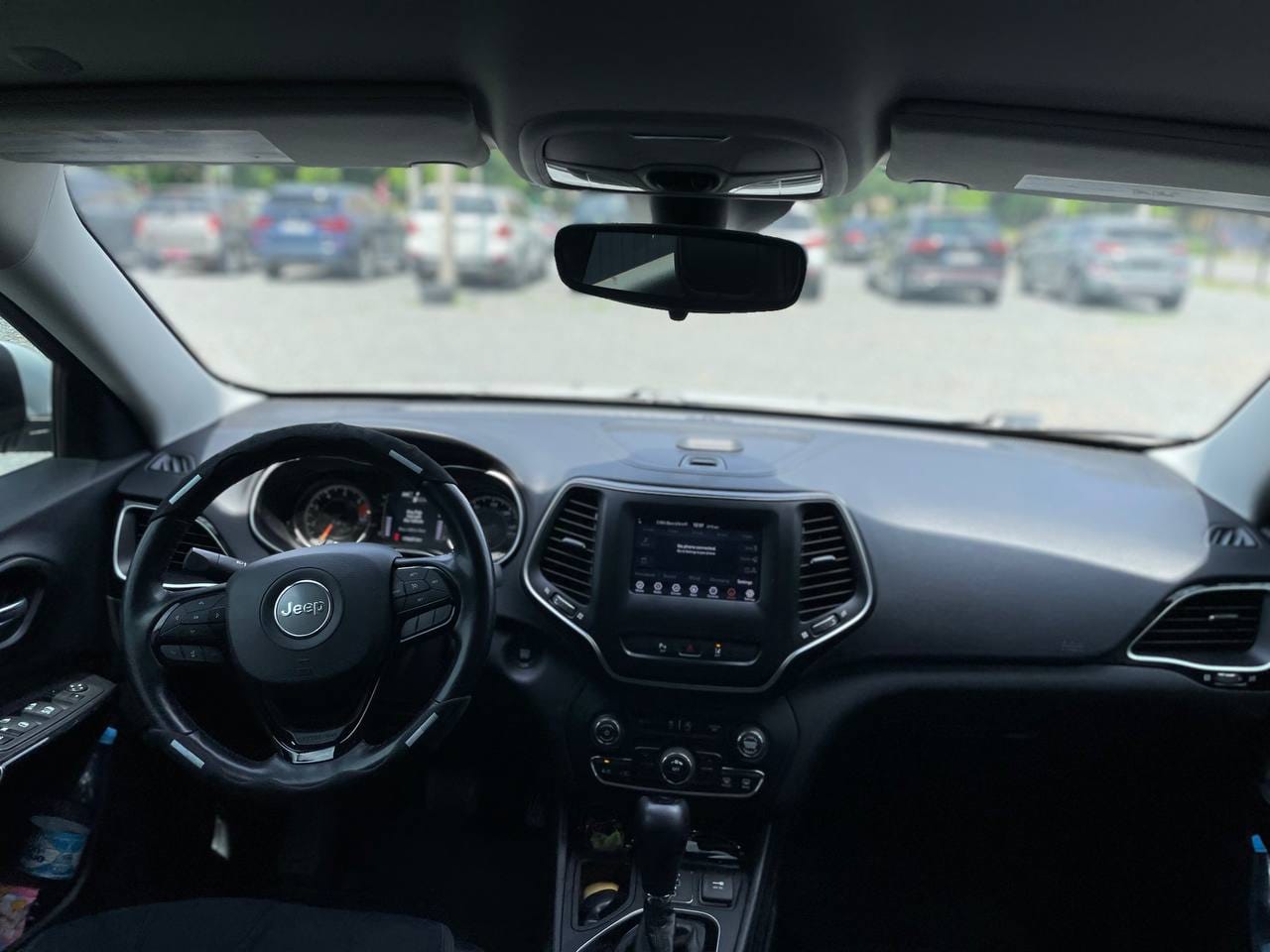 Jeep Cherokee 13