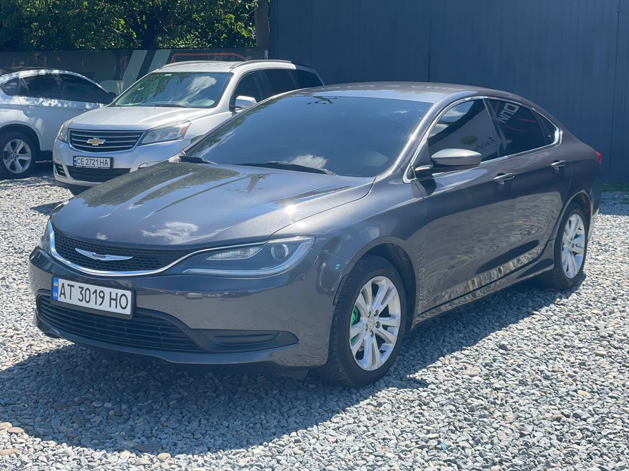 Chrysler 200 3