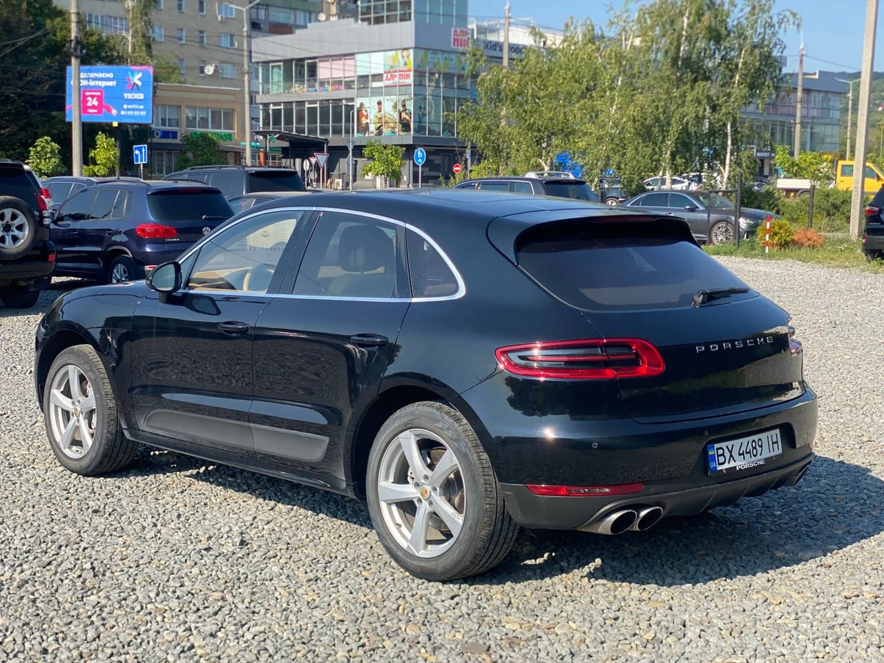 Porsche Macan 6