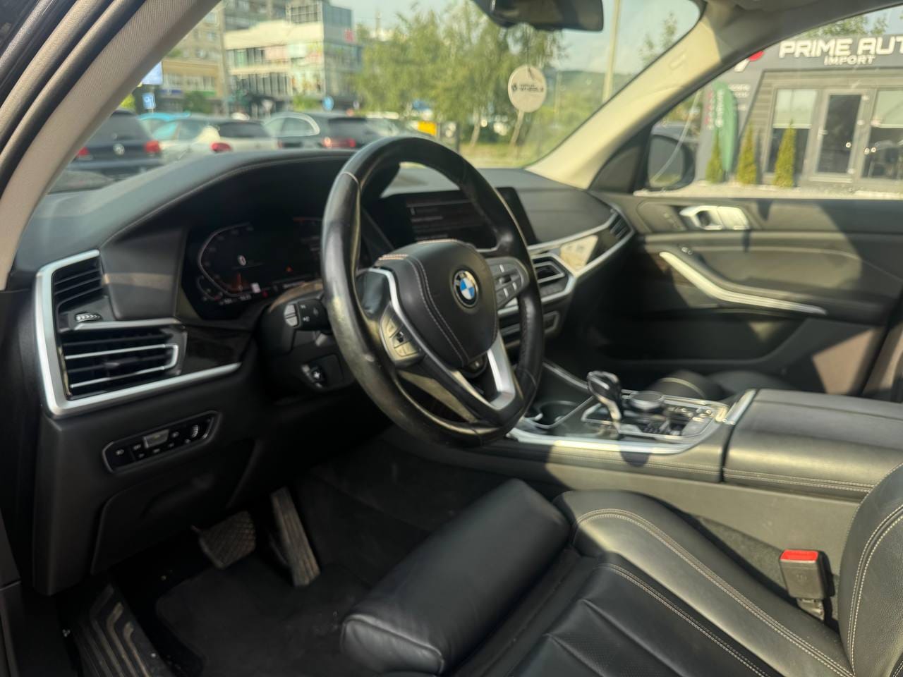 BMW X7 13